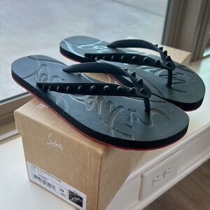 Christian Louboutin Loubi Flip